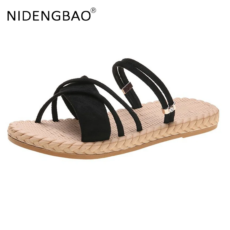 נשים סנדלי קיץ 2021 שטוח חוף נעלי אופנה בסגנון רומי דק רצועות גלדיאטור Slip שאינם נקבה Sandalias דה לאס חברות