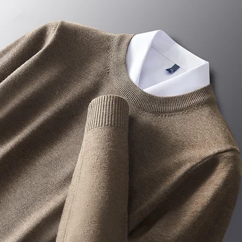 MRMT 2023 מותג חדש לגברים סוודר צוואר עגול החיצון ללבוש המרתף של גברים מזדמנים עסקים סלים חליפת הפנימי לסרוג שרוול ארוך העליון