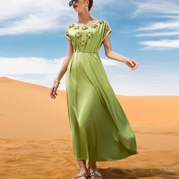 אבוקדו ירוק Huaer סאטן ללא שרוולים ותפורים ביד מקדחה עם שרוולים קצרים מפורסמים בסגנון רטרו להתלבש Abaya השמלה