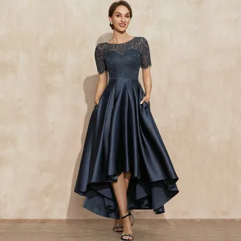 אלגנטי כחול סאטן לנשף שמלות 2023 O-צוואר תחרה שרוול קצר סימטרי צד שמלות ערב Vestidos Largos עם כיס