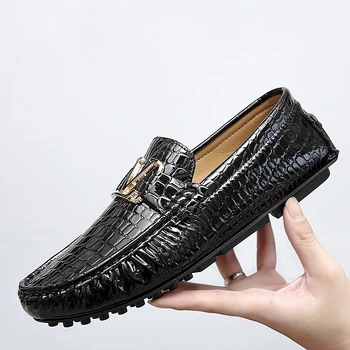 גברים אופנה נעלי עור המעצב נהיגה נעליים באיכות גבוהה מסיבת חתונה להתלבש נעלי נעלי גודל גדול 36-48 מוקסינים דירות