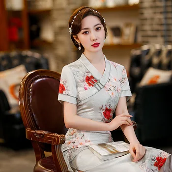 2022 אביב סתיו אור ירוק סלים Cheongsam פרח סינית בסגנון וינטאג', שמלת V-צוואר אופנה Cheongsam הקצר השרוול שמלות